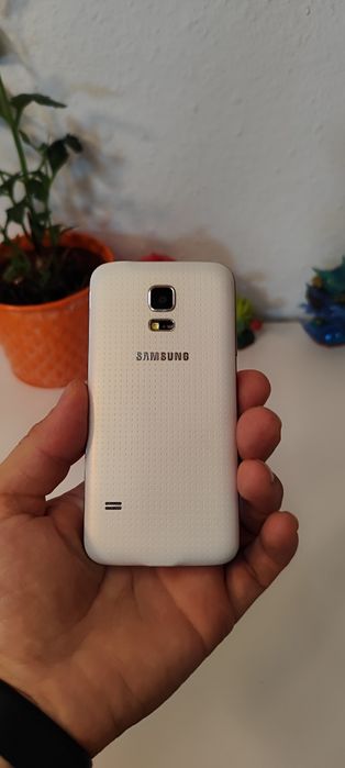 Продам Samsung Galaxy S5 mini (SM-G800F) 16GB White