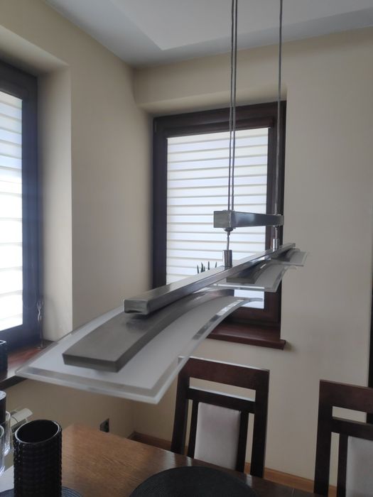 Sprzedam lampę wiszącą LED stan idealny