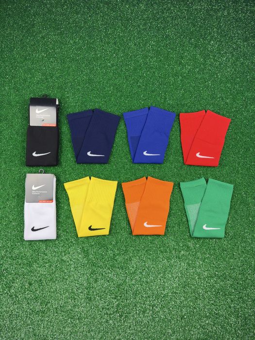 Футбольний набір (гетри-обрізки Nike, щитки, шкарпетки Trusox)