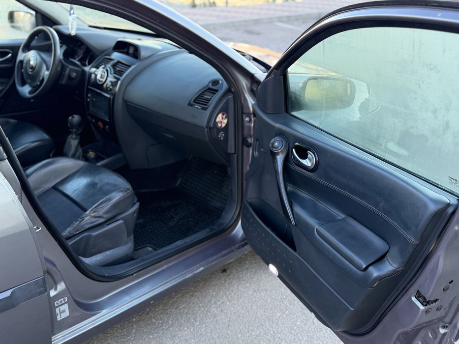 Продам Мєгана 250 л.с.