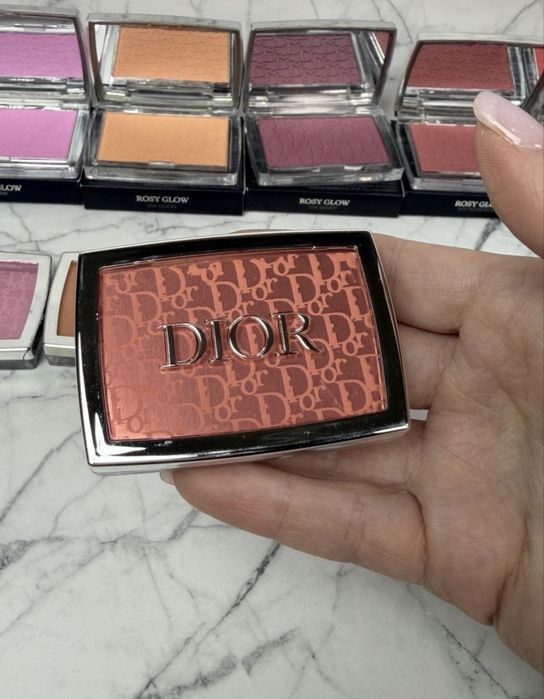 Румяна Dior Rosy Glow 001 012