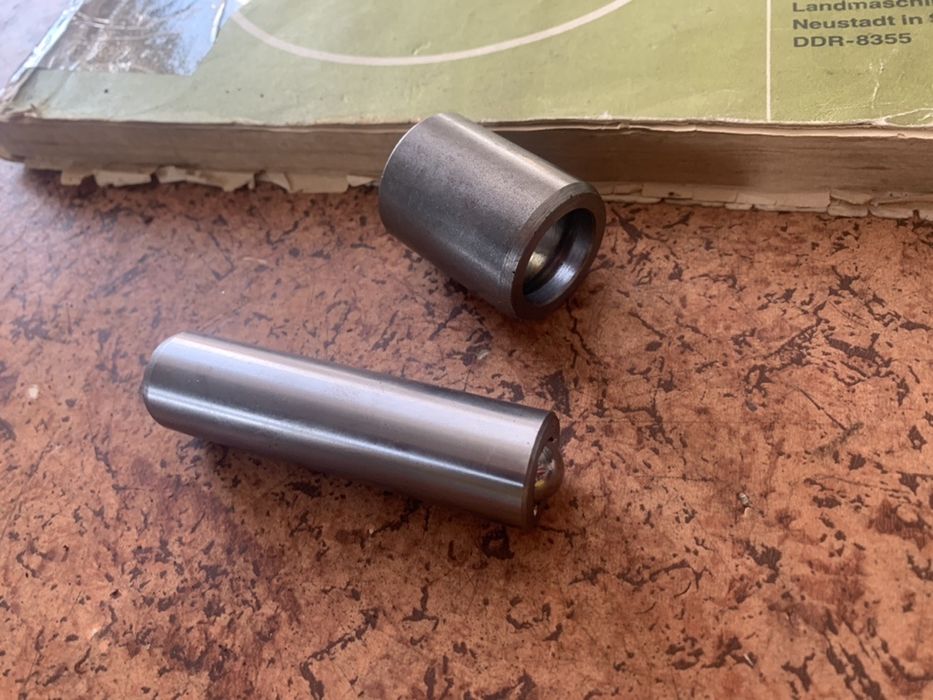 Fortschritt pokosówka kosiarka E303 E302 E301 tłoczek tulejka przyspie