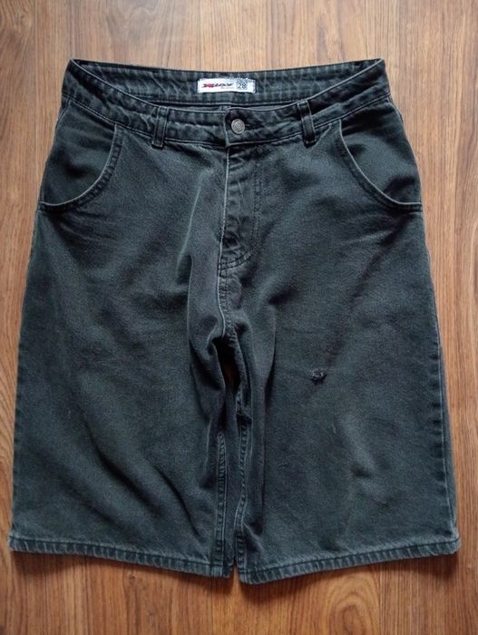 Черные широкие джинсовые шорты