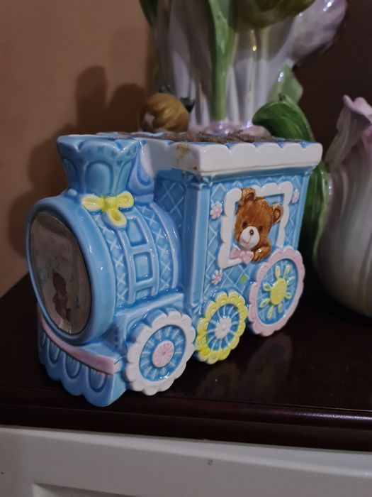 Figurka ciuchcia,  gąbka do kwiatów