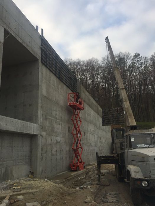 Бетонні роботи,підпірні стіни,фундаменти