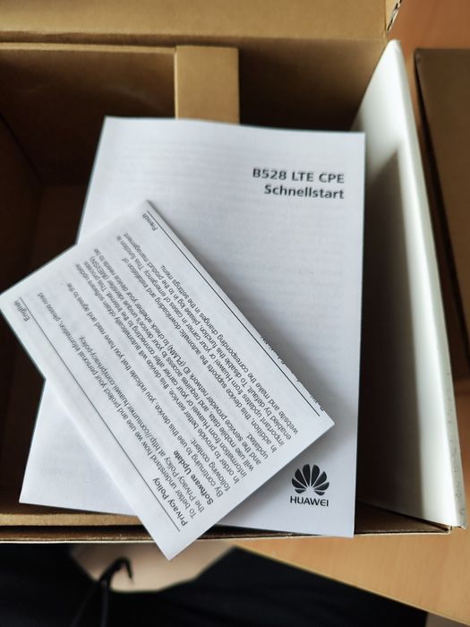 Huawei B528s-23a 4G LTE Cat.6 WiFi 2,4/5Ghz роутер маршрутизатор