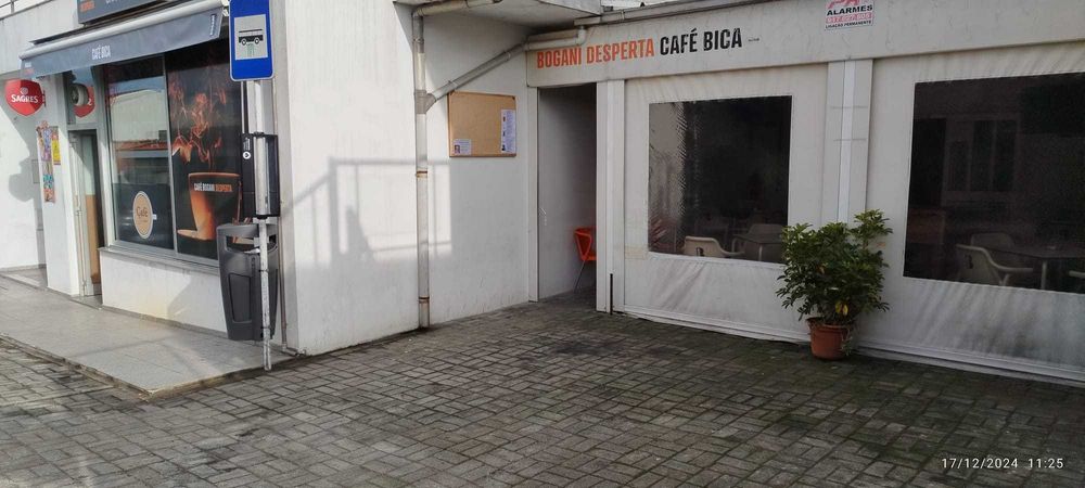 Café em pleno funcionamento com clientela fidelizadaem Guimarães