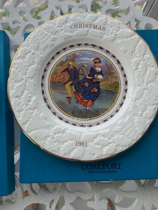 Вінтажні різдвяні тарілки порцеляна Coalport Англія