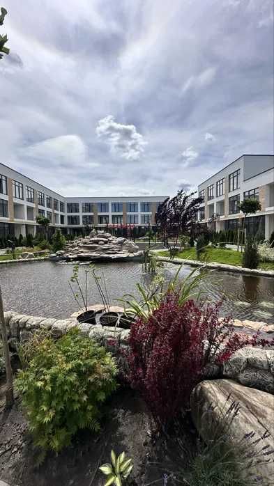 Будинок з ремонтом 207м2, 10 соток КМ, Стоянка - 330000уо