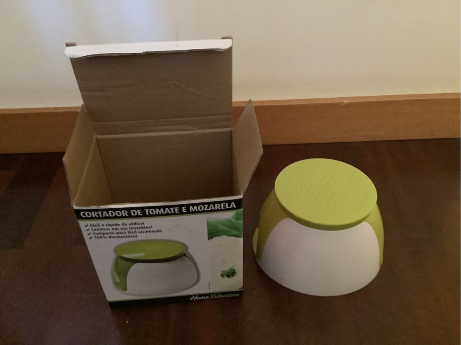Cortador manual de queijo e tomate