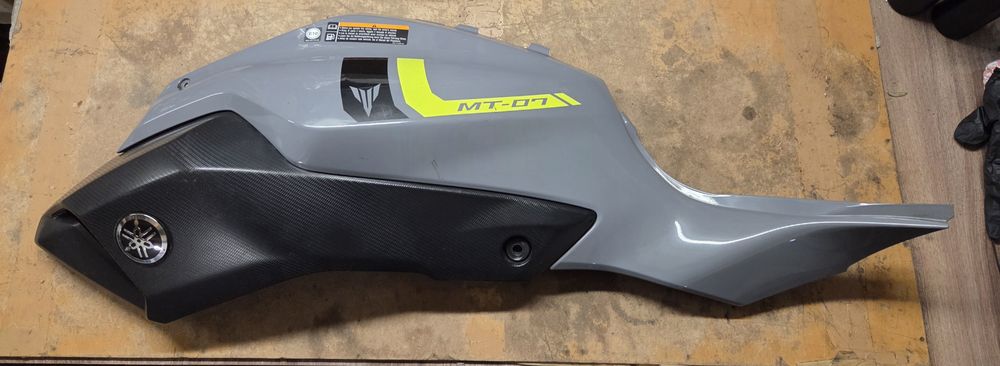 Yamaha mt07 07 boczek owiewka wlot powietrza części motocage moto cage