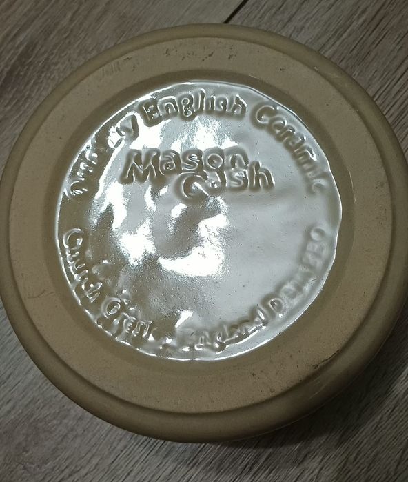 Керамическая миска для собак