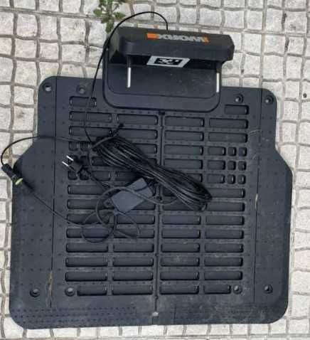 Corta-relvas robô a bateria 600 m² 20V 18 cm Robot Landroid Vision