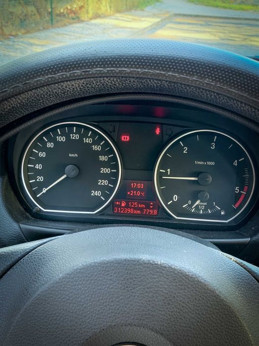 BMW 118d 2008 | Bem Conservado