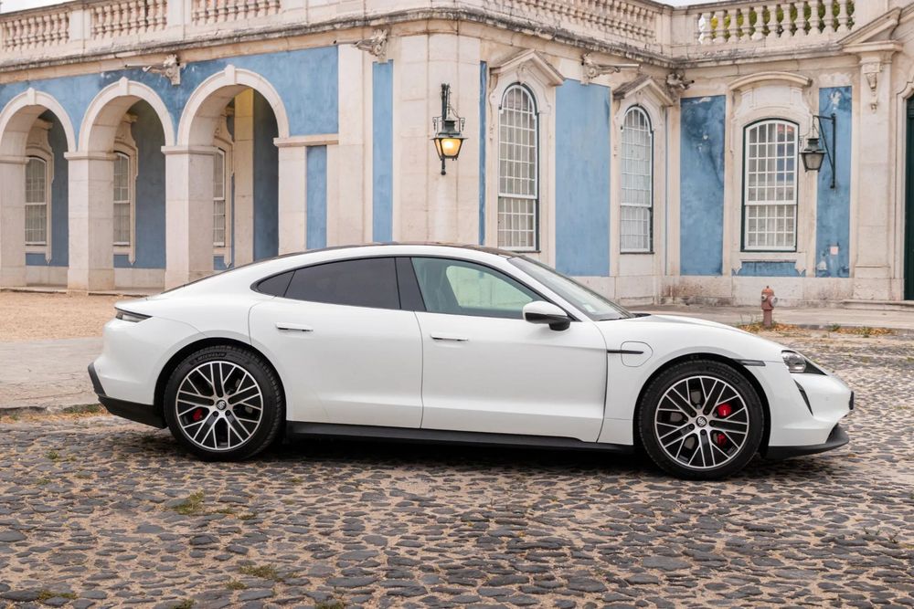 Porsche Taycan 4S Bateria Performance Plus
