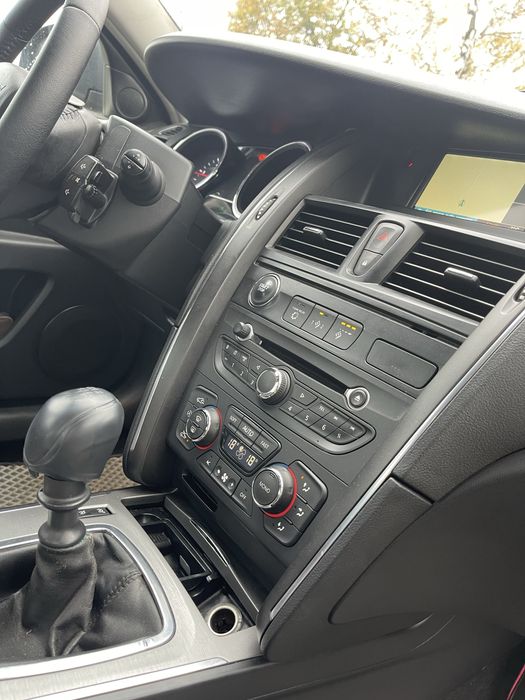 Renault Latitude 2011 2.0 максимальна комплектація