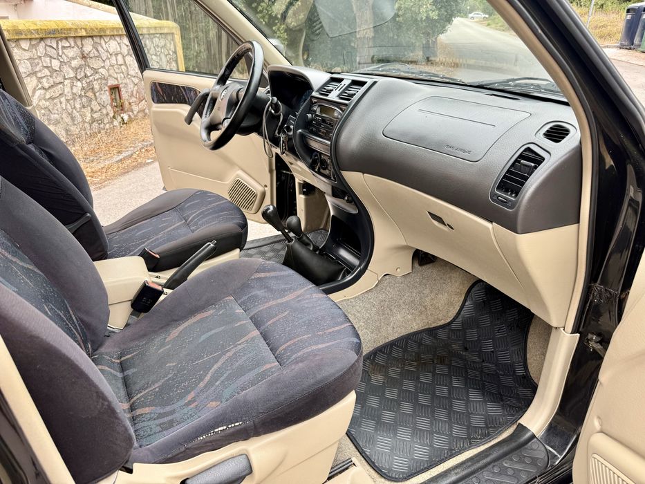 Nissan Terrano II 2.7 TD | 7 Lugares | 2000