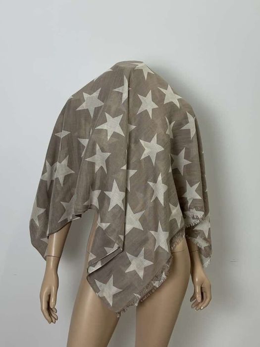 Beck Söndergaard szal chusta wełna jedwab 
55%wełna 
Rozmiar:uniwersal