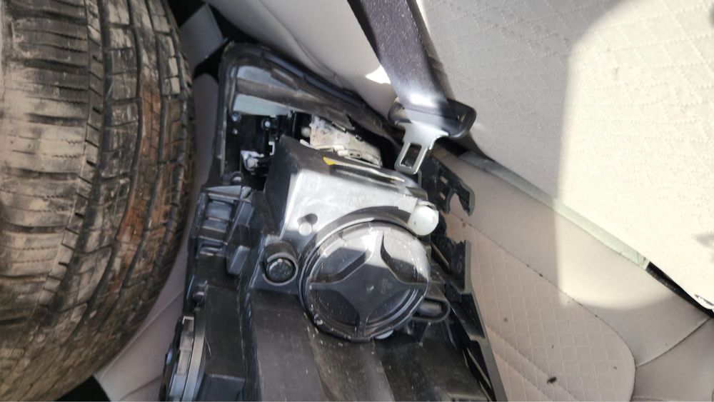 Фара KIA Sorento 3 2018-2020 USA на запчасти