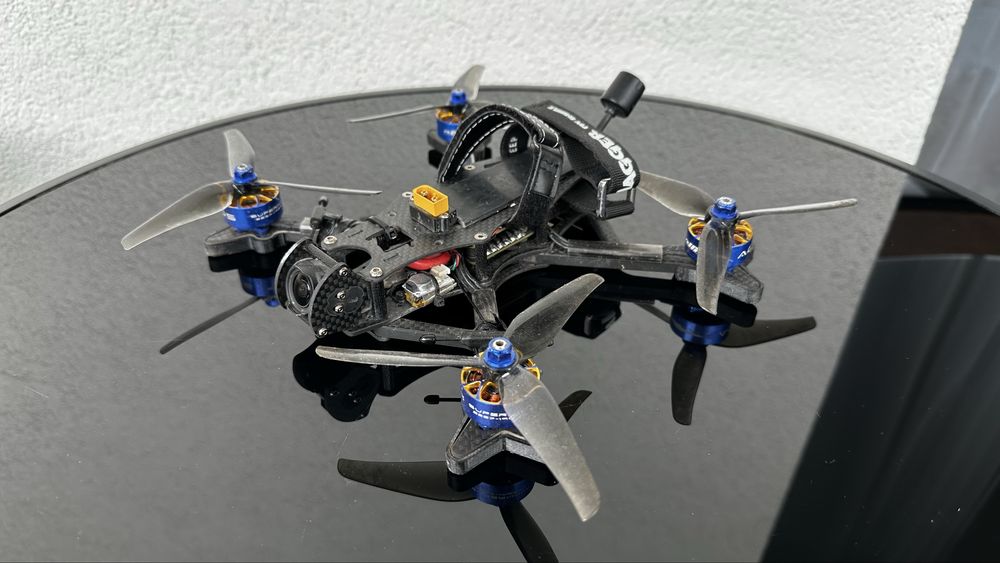 Dron FPV aos5 6S O3 elrs