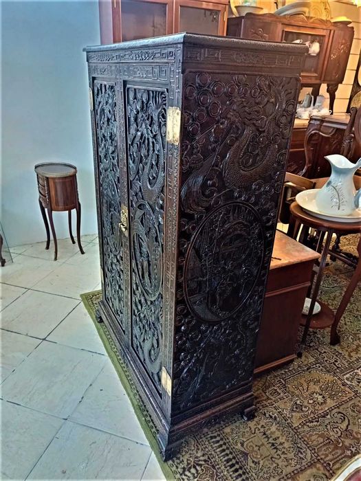 Móvel Armário Chinês