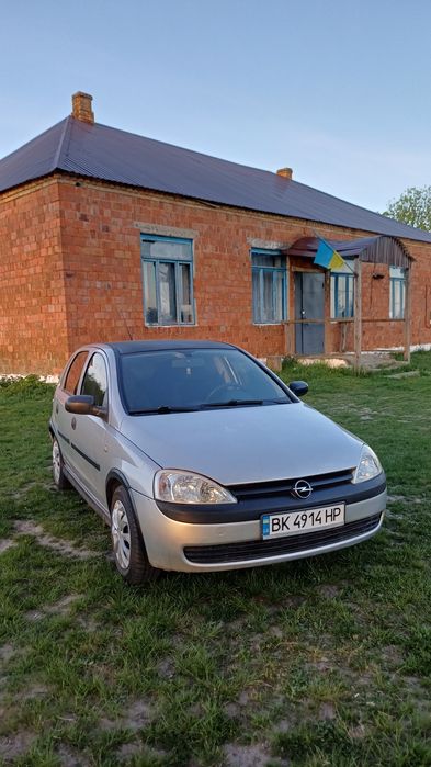 Opel Corsa 2002 Року.