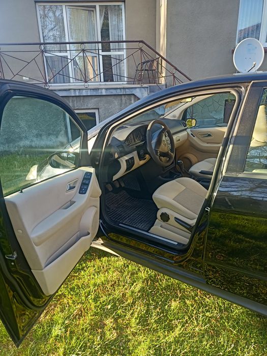 Mercedes klasa A180