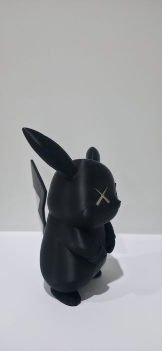 Figura de enfeite Pikachu Kaws 3D