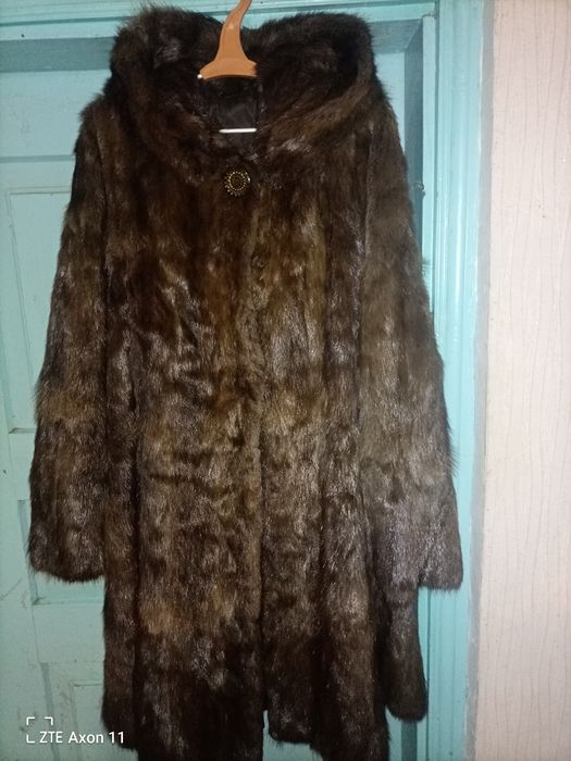 Норковая шуба с капюшоном