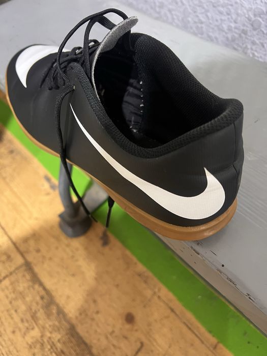 Футзалки Nike оригінал: 1 200 грн. - Кроссовки для зала и