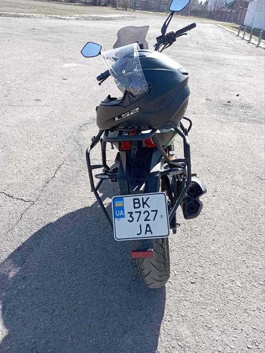 мотоцикл Bajaj Dominar D400 2020