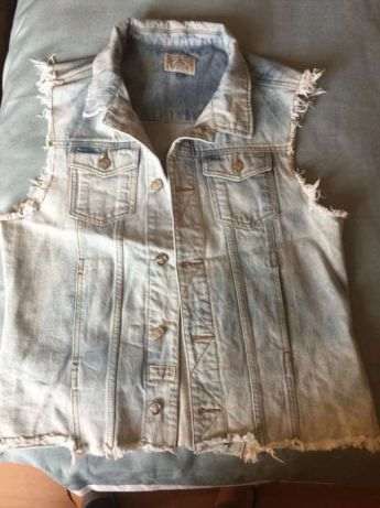 Casaco/ Colete de ganga sem mangas nunca usado