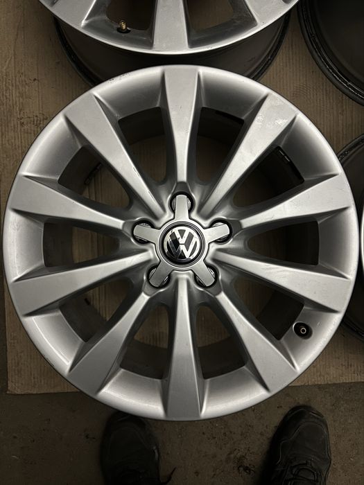 Диски R17 5x112/8J/ET39 VW/Audi/Skoda/Seat/