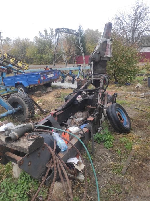 Установка ЮМЗ погрузчик пэ 1.0