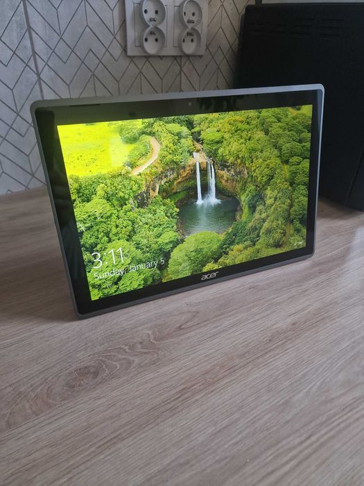 Tablet Acer Switch 3 4GB Ram Gwarancja