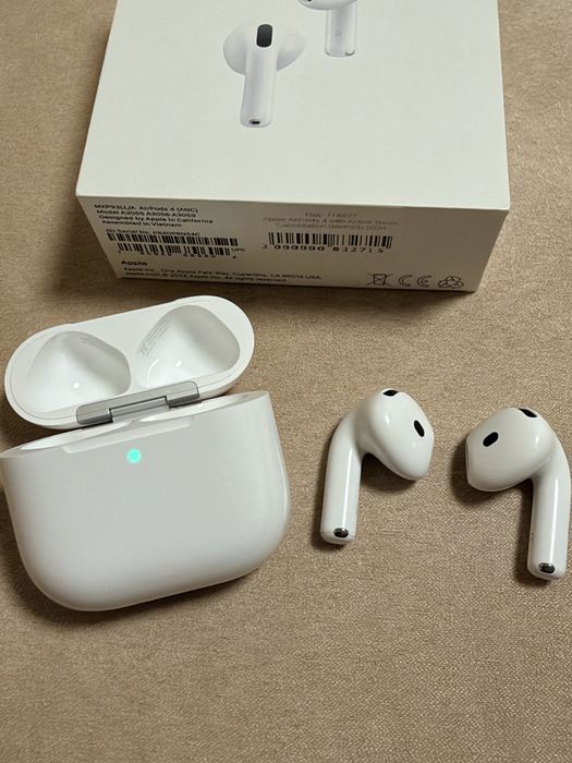 Навушники Apple AirPods 4 with Active Noise Cancellation