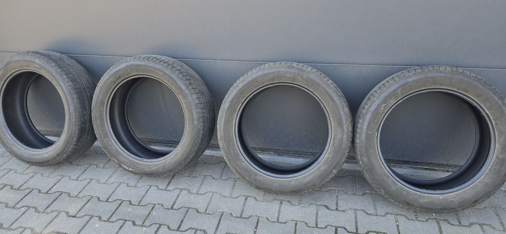 Opony letnie Bridgstone 235/55/19 TOYOTA RAV4