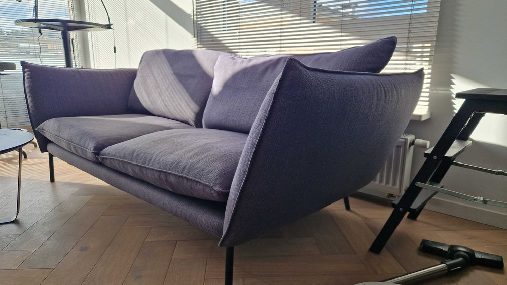 Sofa Hugo Sits Używana kupiona w sklepie NAP - 3500 zł 3 miejscowa