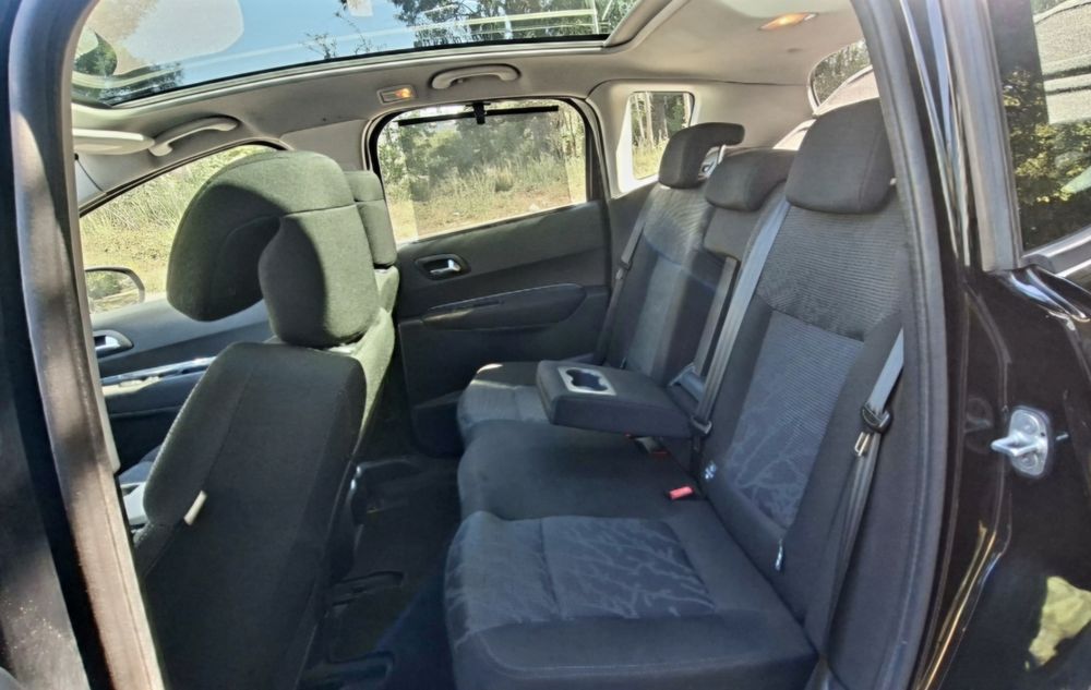 Peugeot 3008 1.6HDI 110cv Full Extras