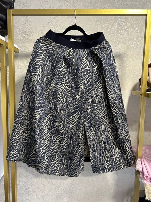 Стильна тепла спілниця Max Mara. Оригінал.
