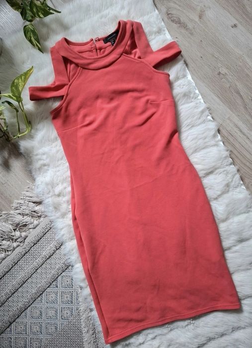 koralowa dopasowana sukienka atmosphere 38 m cold shoulder bodycon