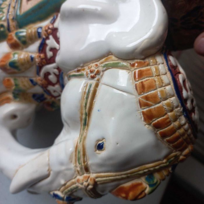 Слон підставка - сувенір