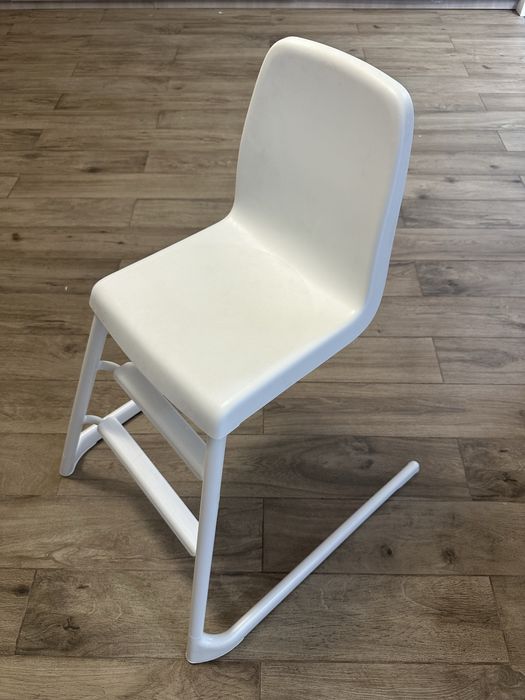 Продам б/у стілець дитячий LANGUR IKEA (ІКЕА ЛАНГУР)