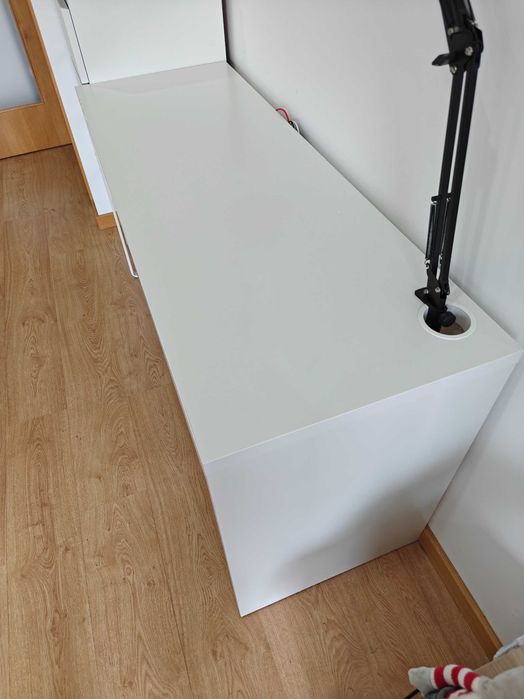 IKEA MICKE Secretária Branca
