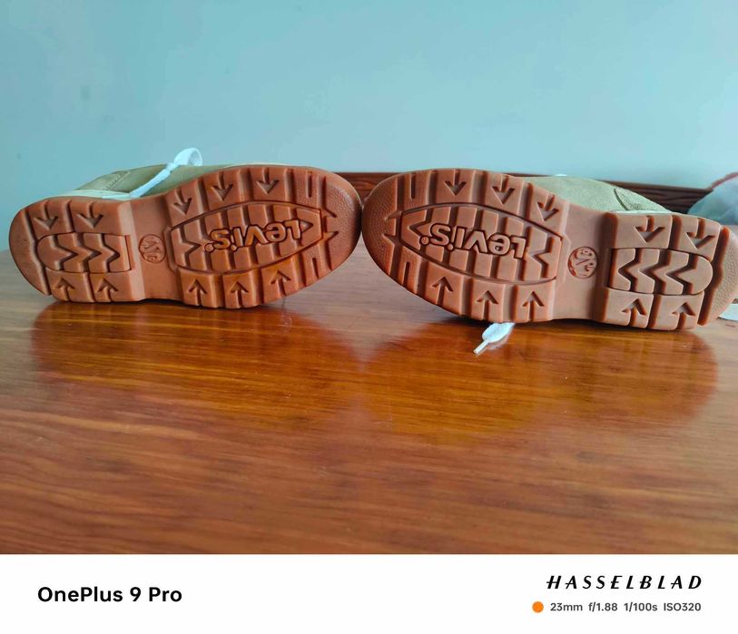 Sapatos Levi's Vintage tam. 42 estado novo, raros!