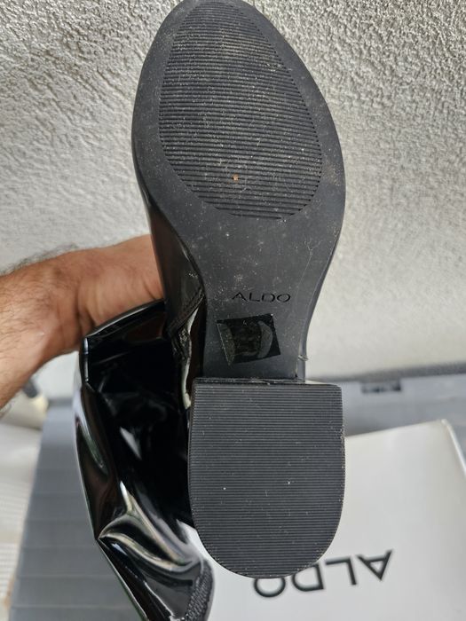 Botas ALDO cano alto em verniz NOVAS