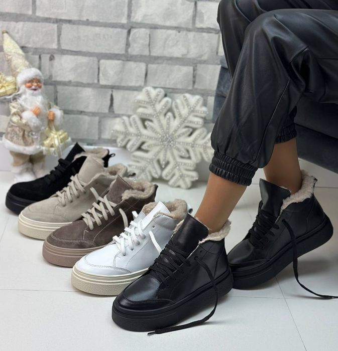 Зимові черевики натуральні