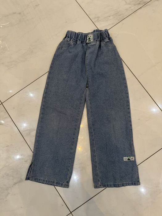 Джинси на дівчинку