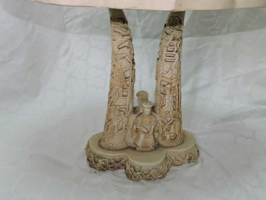 Conjunto Mesa e Vaso decorativa