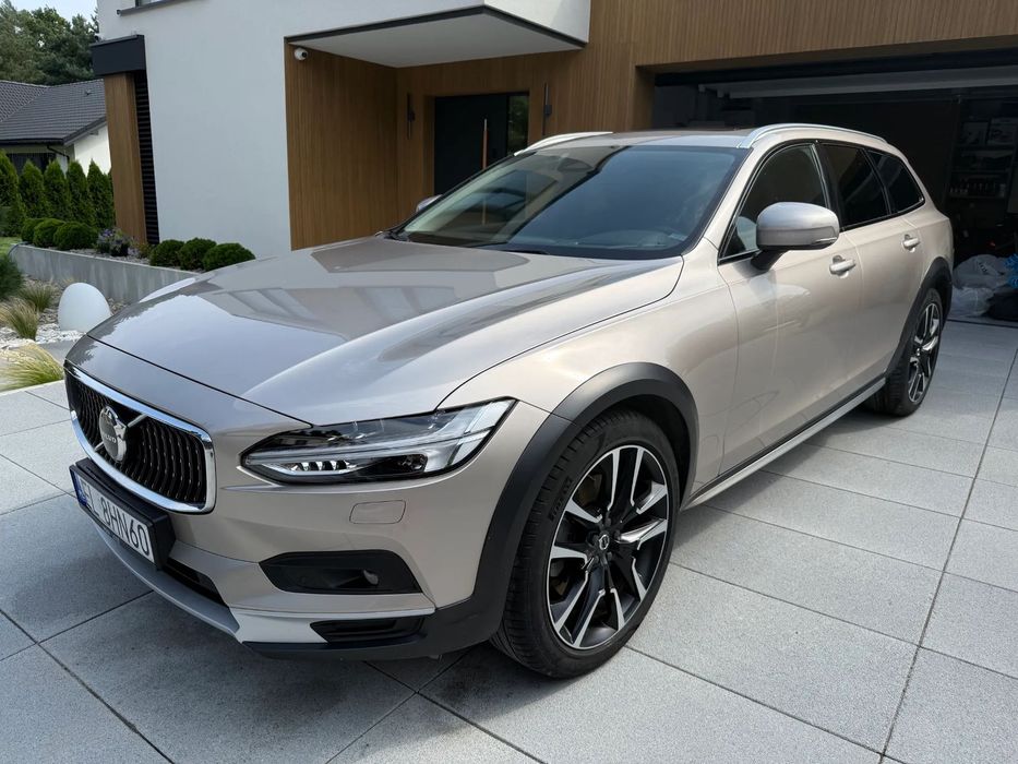 Volvo V90